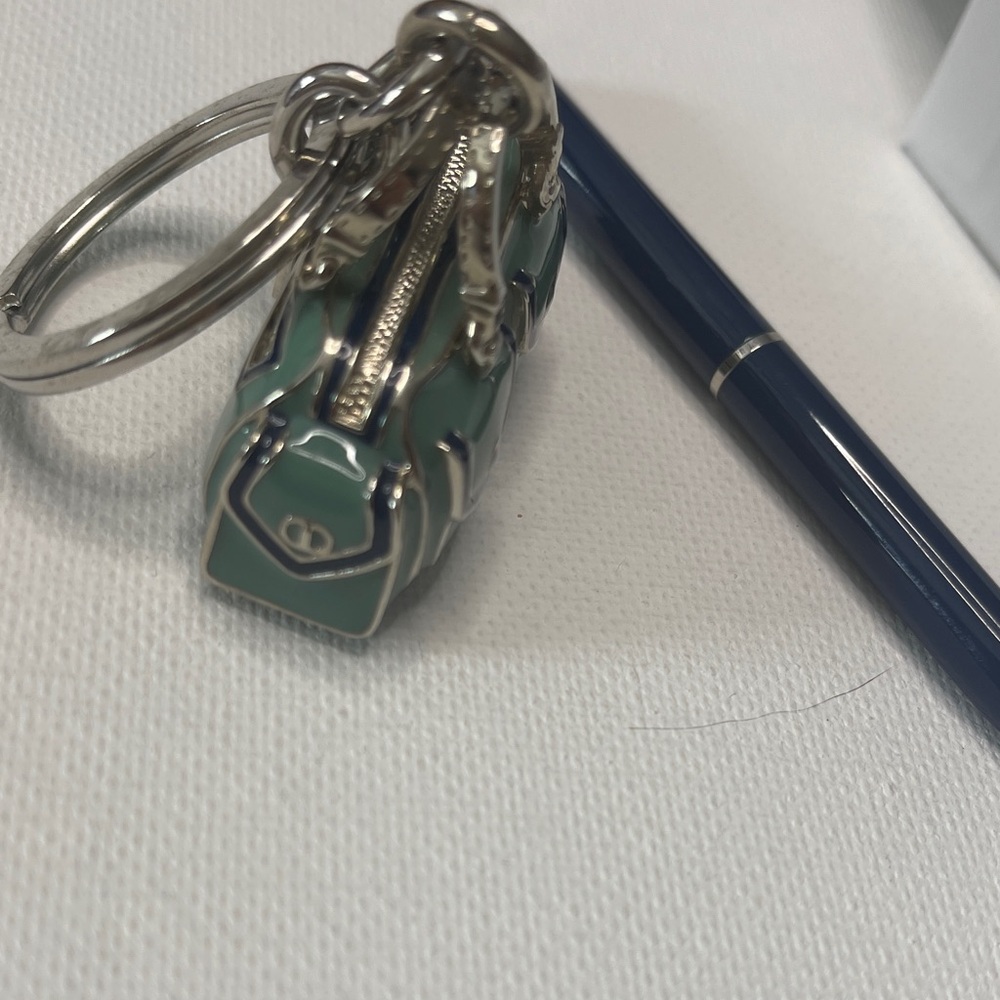 Coach Teal and Navy Enamel Bag Keychain and Black Vintage Coach Pen - Picture 4 of 7